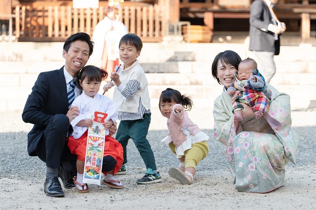七五三の出張撮|家族みんな好きなポーズで記念写真